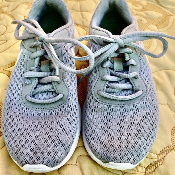 Nike - Picture 4 of 4